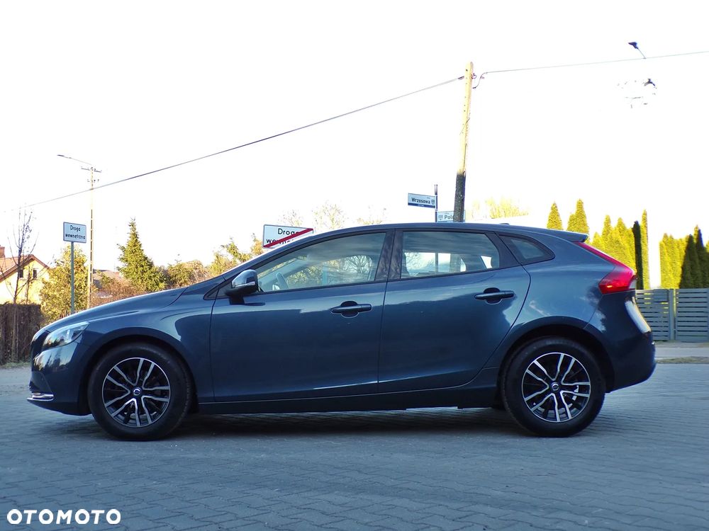 Volvo V40 D2 Momentum - 8