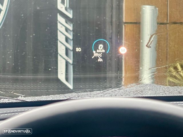 Mercedes-Benz E 300 de 4Matic 9G-TRONIC AMG Line - 51