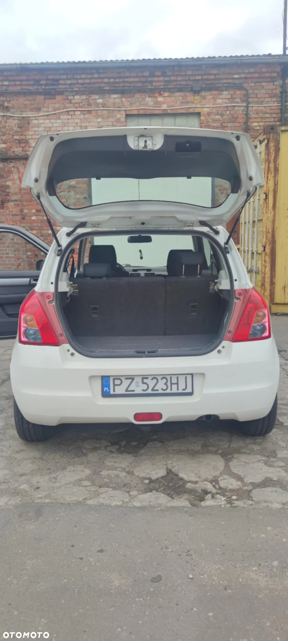 Suzuki Swift - 7