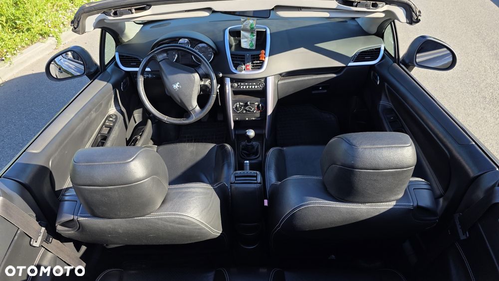 Peugeot 207 CC 1.6 Sport - 11