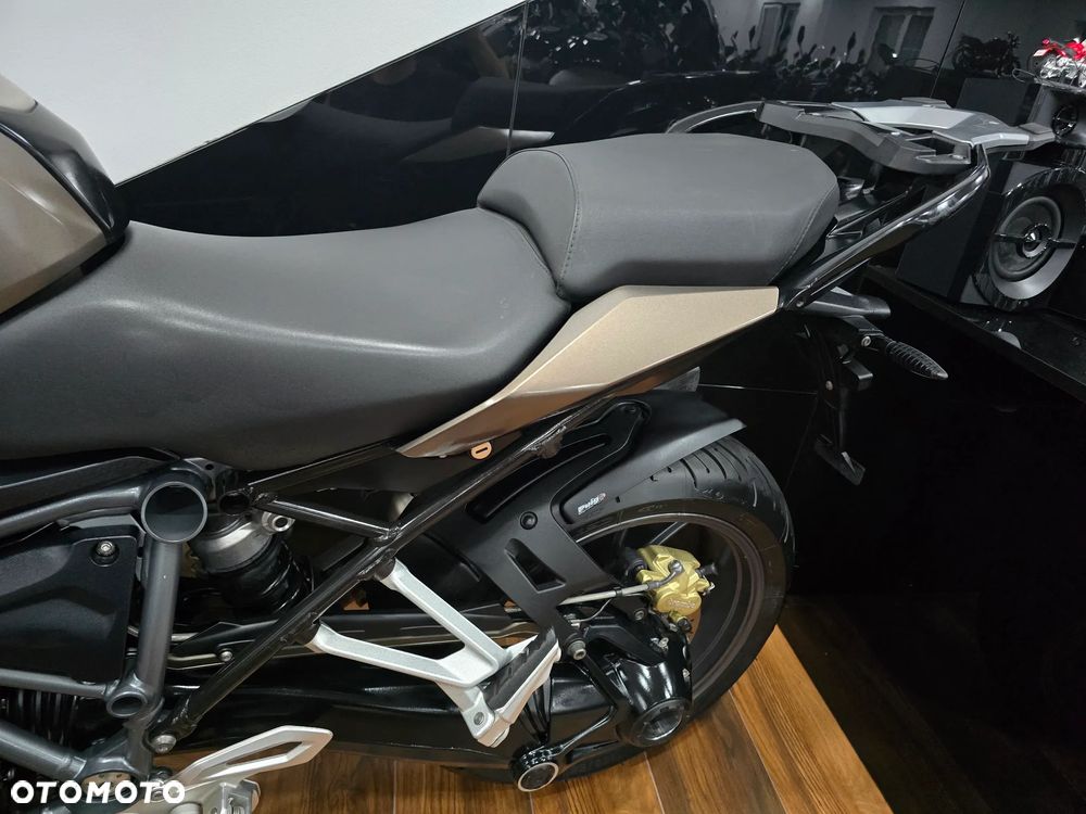 BMW R - 12