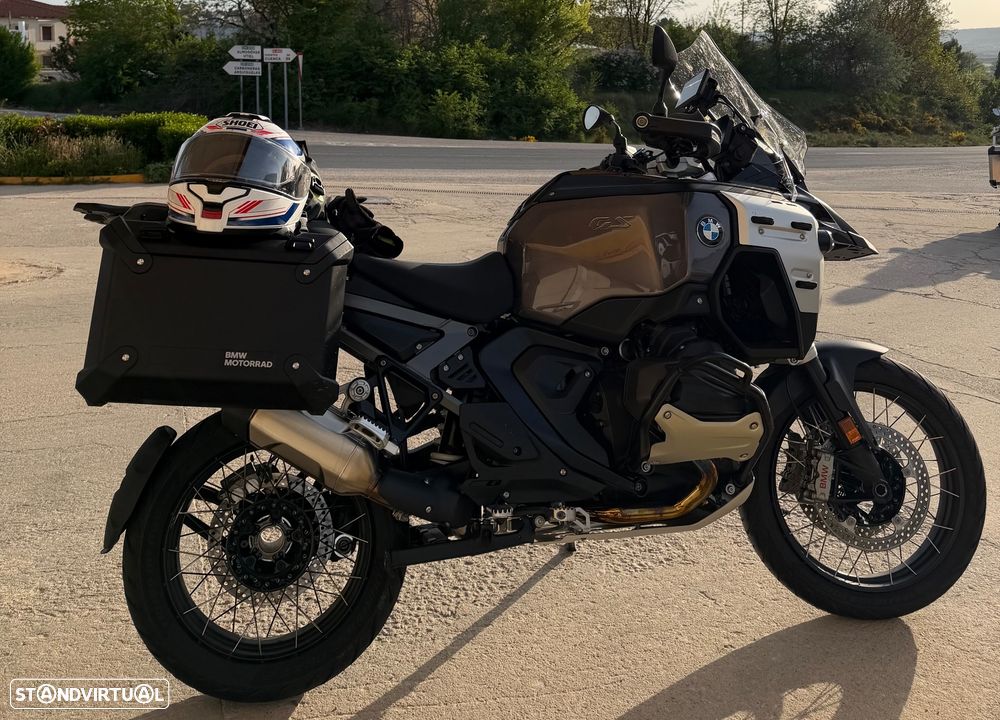 BMW R 1300 GS Adventure - 1