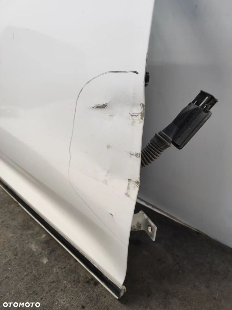 Drzwi prawe przód Volkswagen PASSAT B8 kombi - 4