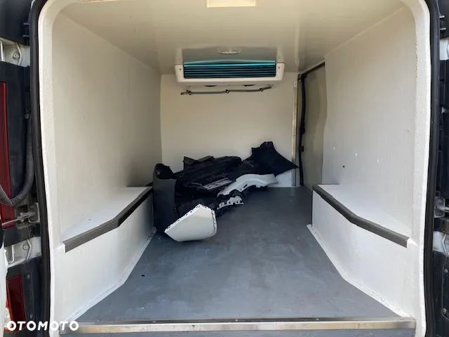 Renault TRAFIC - 5