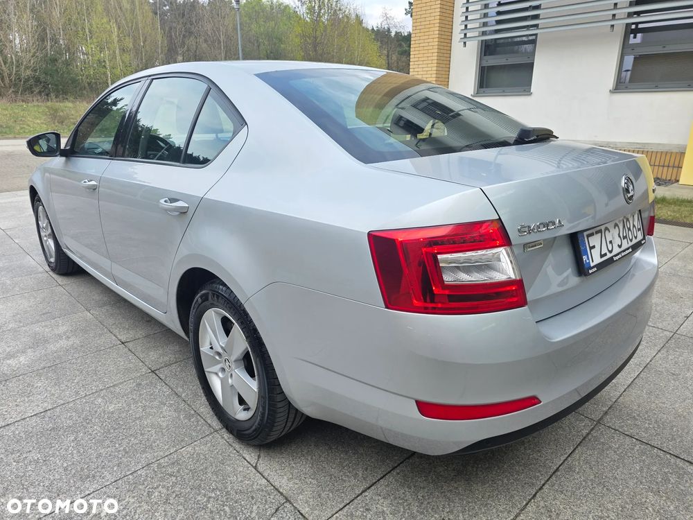 Skoda Octavia 1.4 TSI Edition - 4