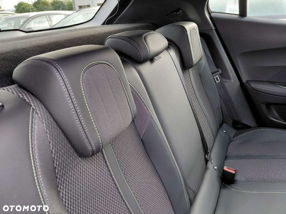 Peugeot 2008 - 17