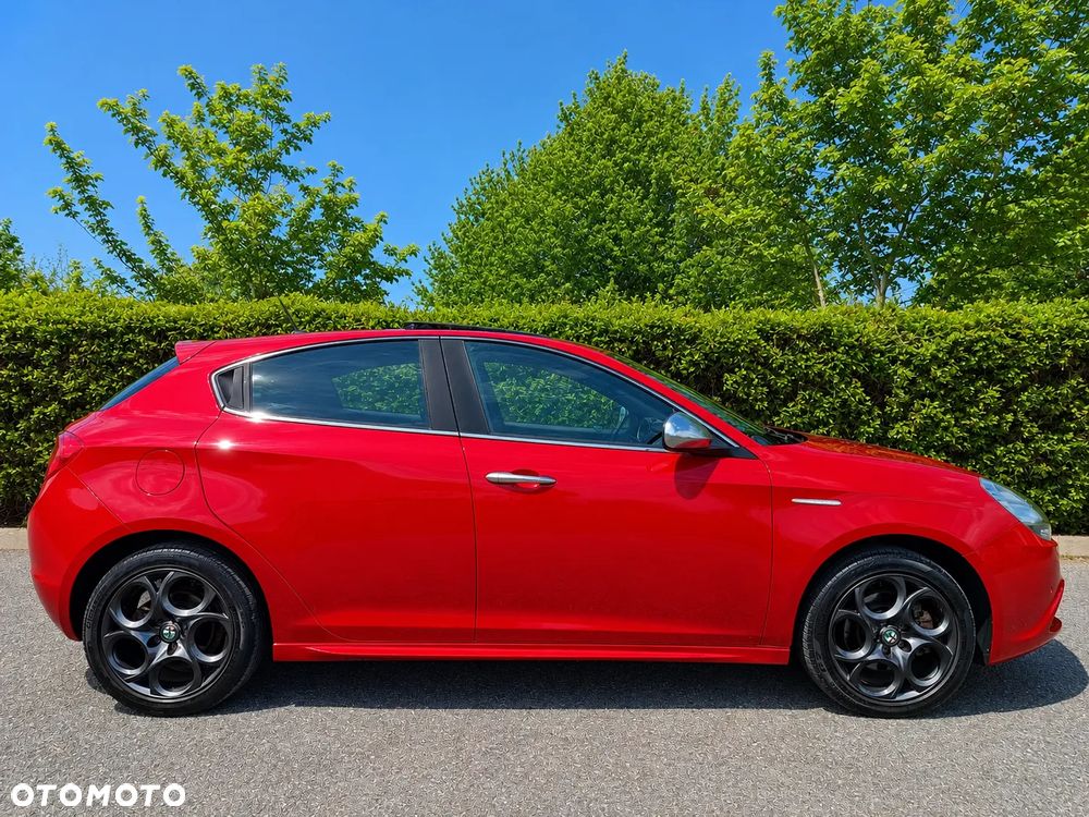 Alfa Romeo Giulietta - 8