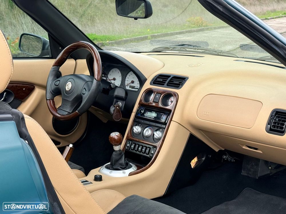 MG TF 115 Edição Limitada - 12