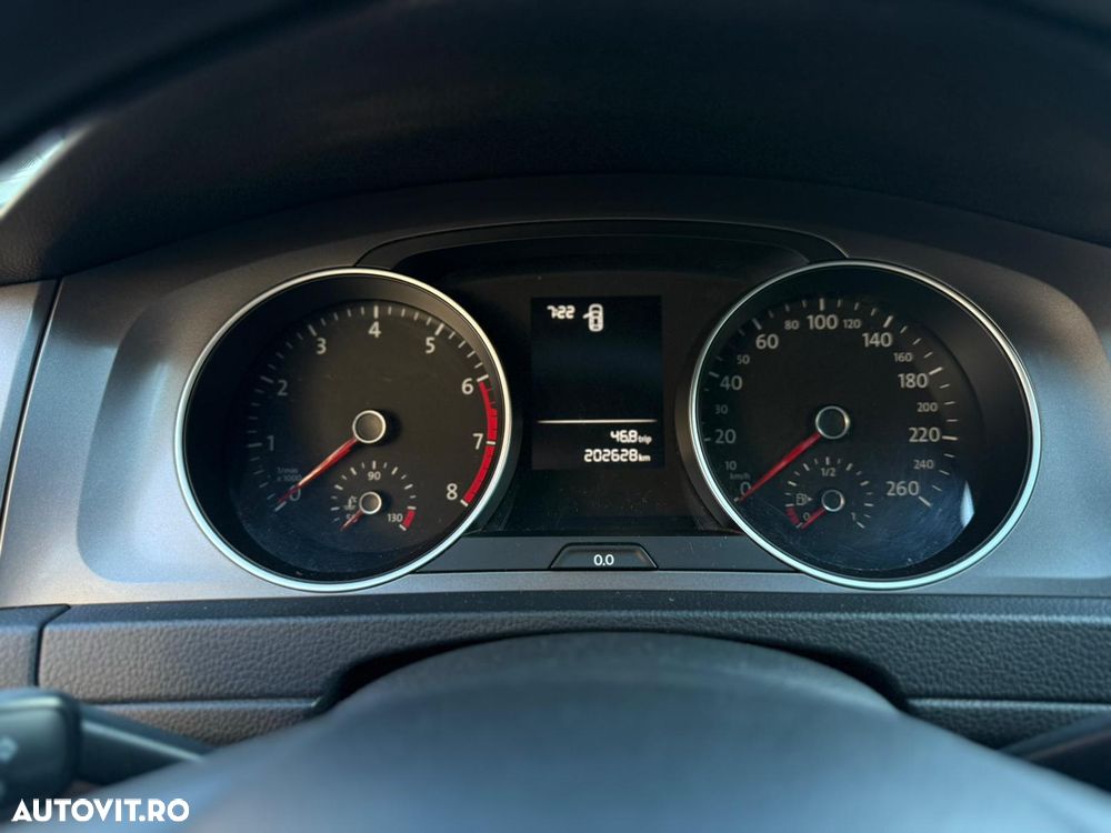 Volkswagen Golf 1.2 TSI BMT Trendline - 12