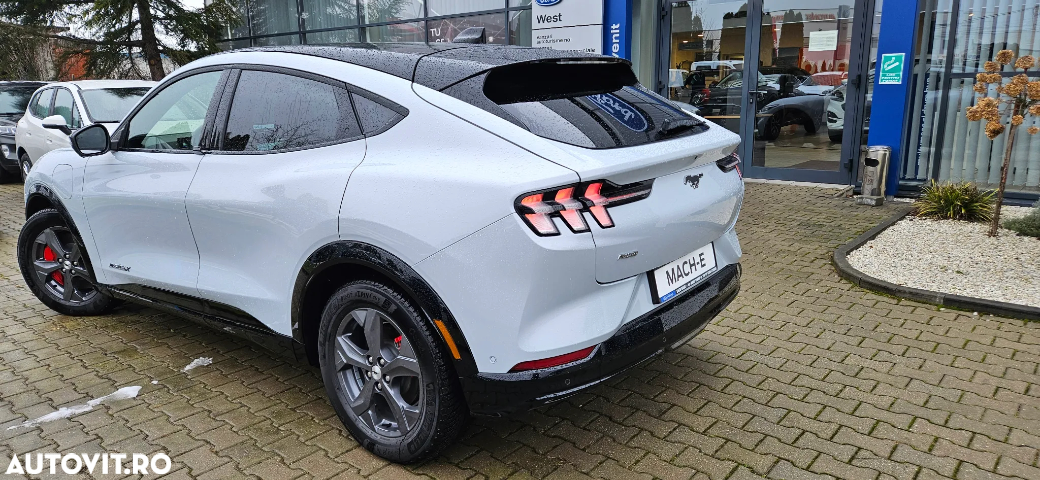 Ford Mustang Mach-E AWD Extended Range 258 kW Premium - 3
