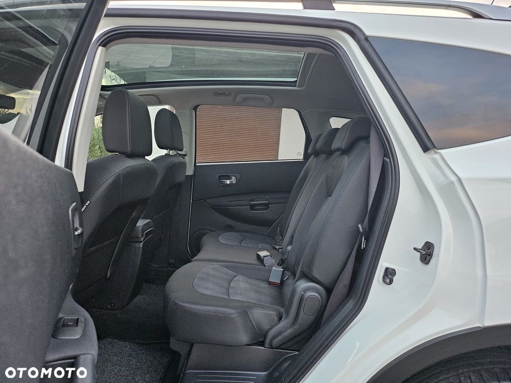 Nissan Qashqai+2 2.0 Tekna - 17