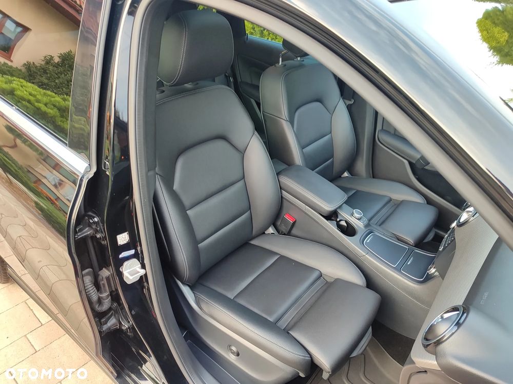 Mercedes-Benz Klasa B 250 4Matic 7G-DCT Edition - 23