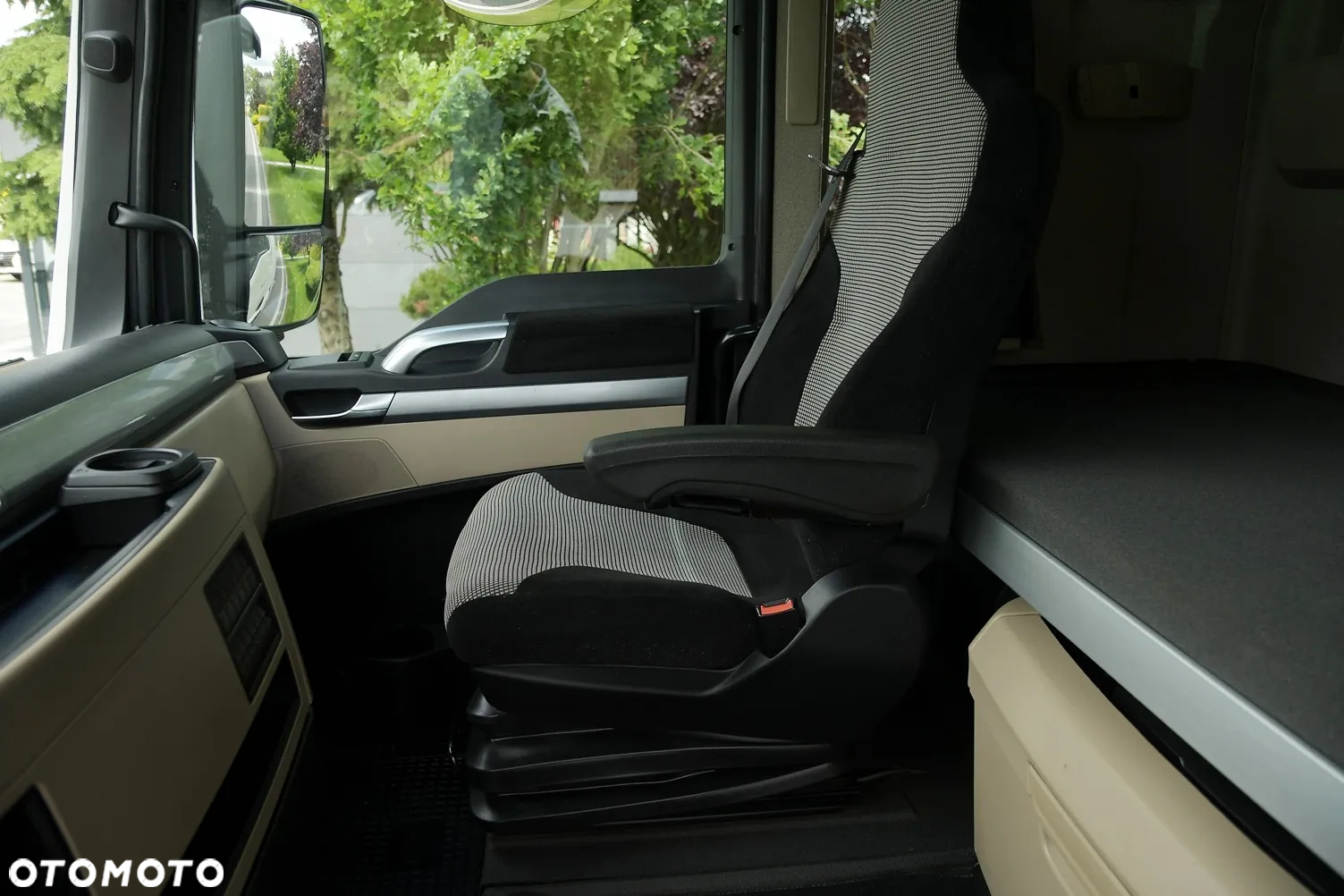 MAN TGX///* 26.470///* 2020///* XXL///* ZESTAW///* TANDEM///* PRZEJAZDOWY///7.70+7.70///* DUŻE ZBIORNIKI///* OŚ PODNOSZONA///* WAGA///* DACH PODNOSZONY///* LEDY///* STAN BARDZO DOBRY - 25