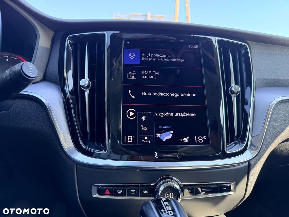 Volvo V60 D4 Momentum Pro - 21