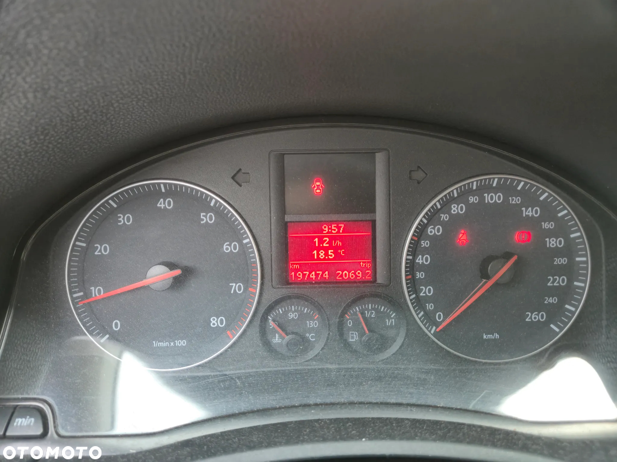 Volkswagen Golf V 1.6 FSI Comfortline - 24