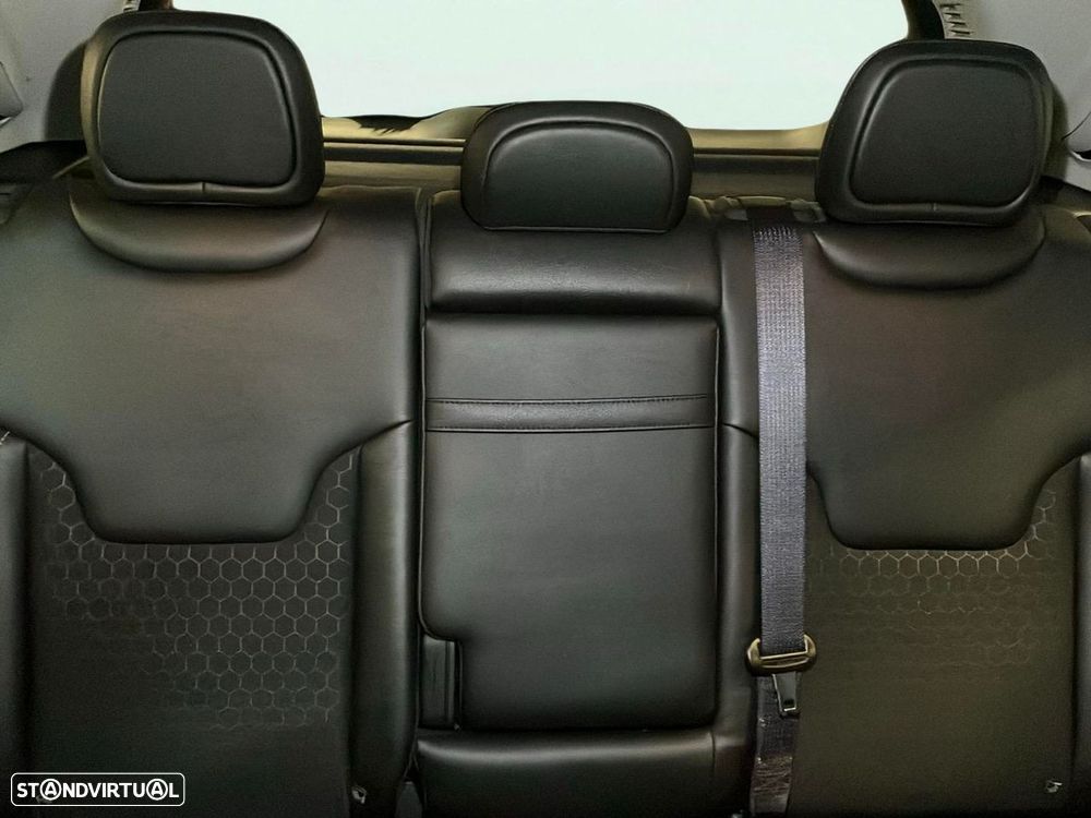 Jeep Compass 1.3 T Longitude - 17