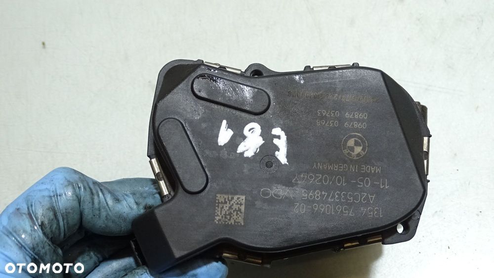 PRZEPUSTNICA BMW E81 116i 2.0  7561066 A2C53374895 - 3