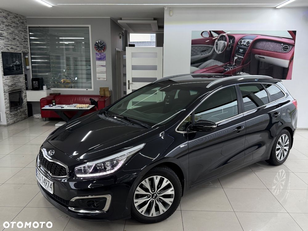 Kia Ceed 1.6 GDI M DCT - 26