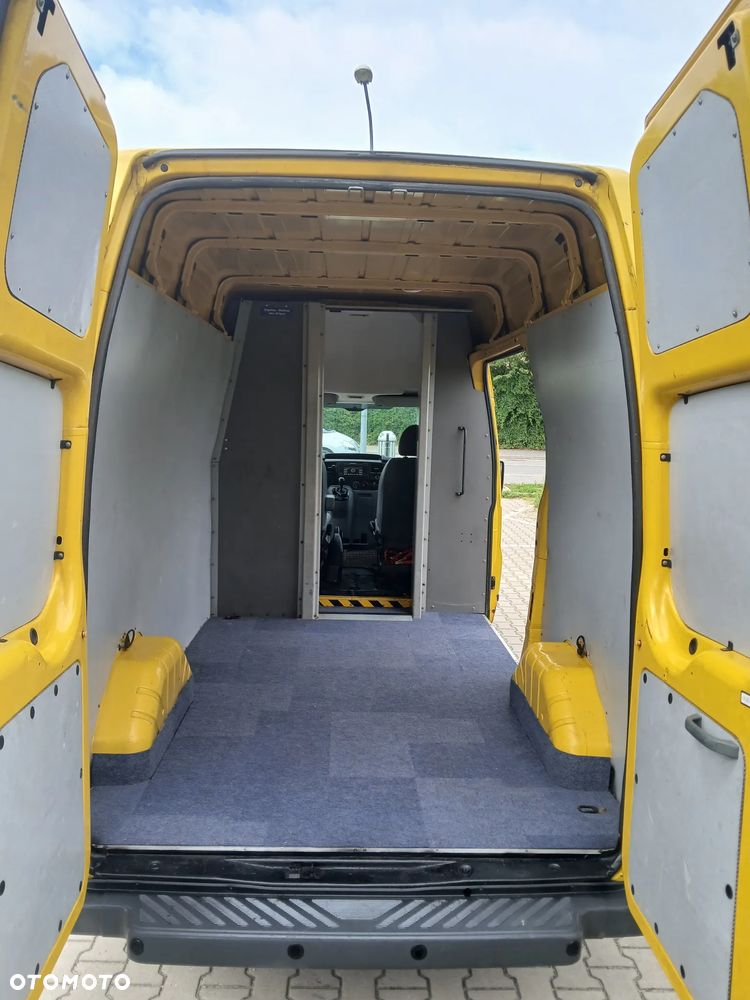 Ford Transit - 11
