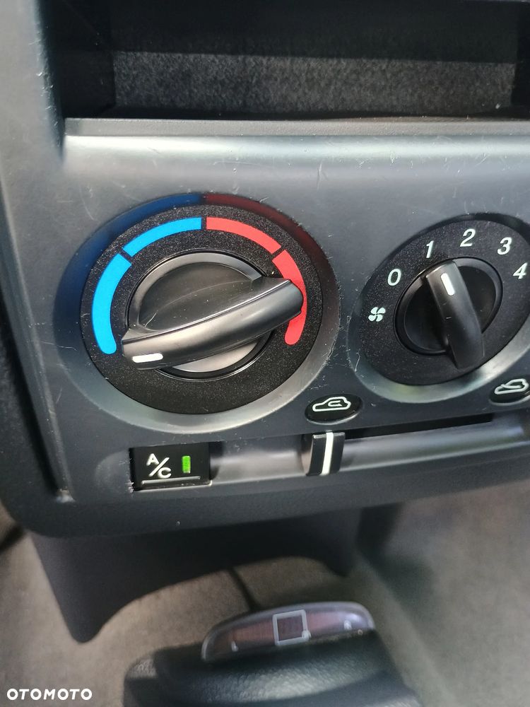 Hyundai Getz 1.1 Comfort - 37