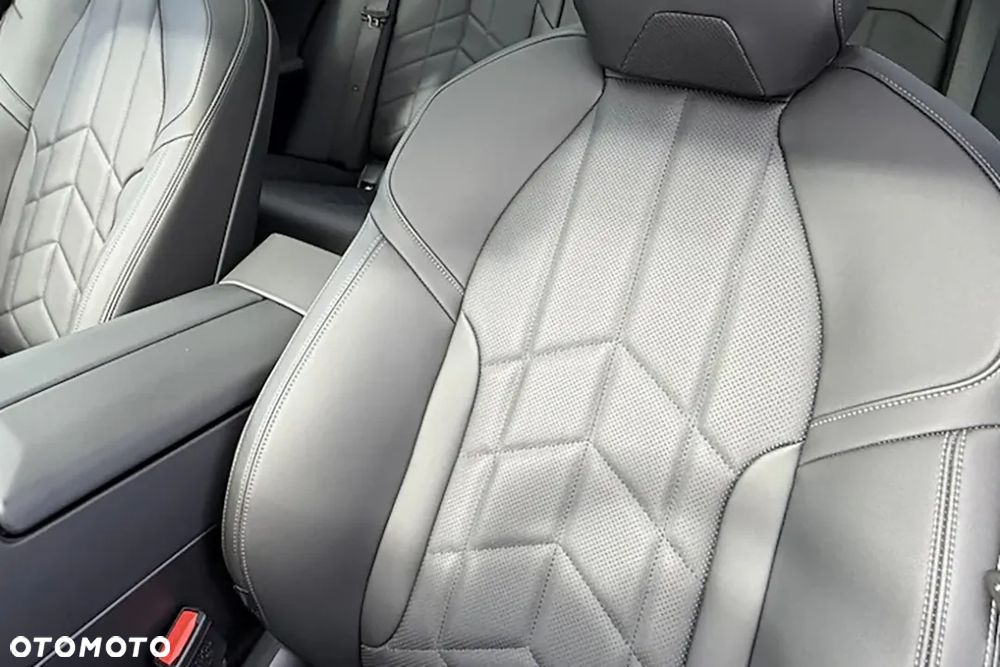 BMW Seria 5 550e xDrive PHEV M Sport - 15