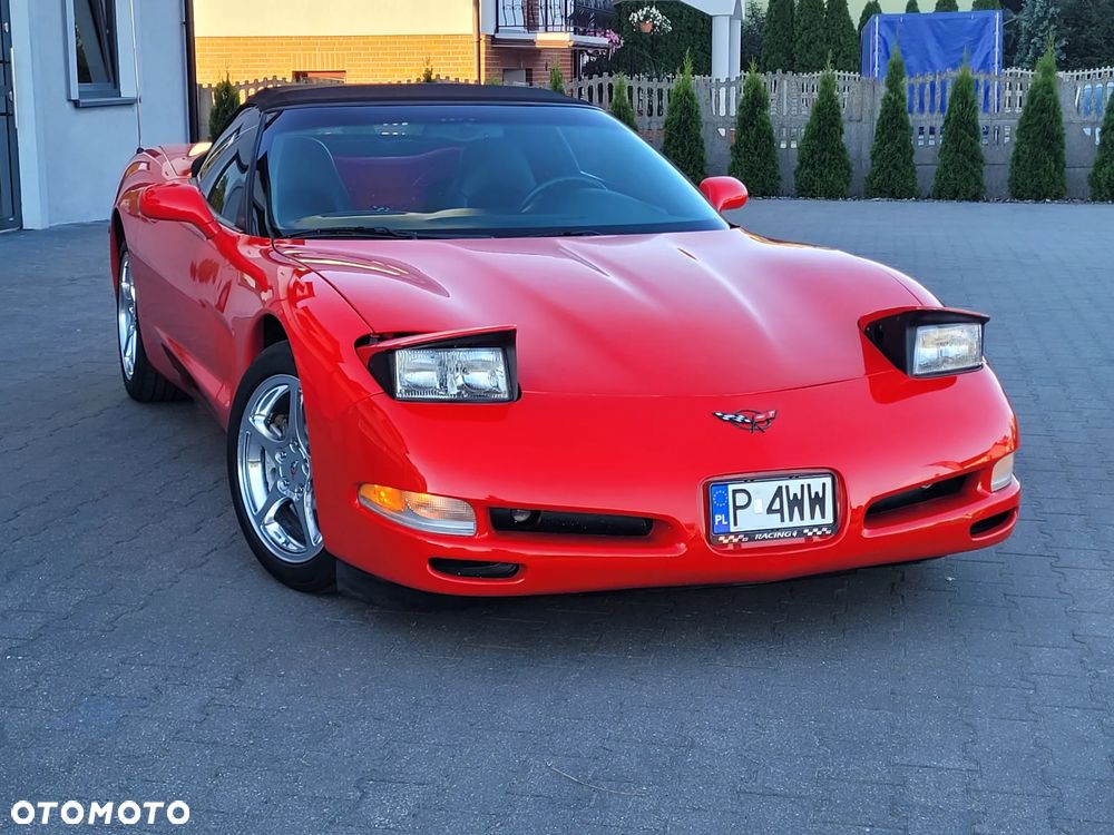 Chevrolet Corvette - 4