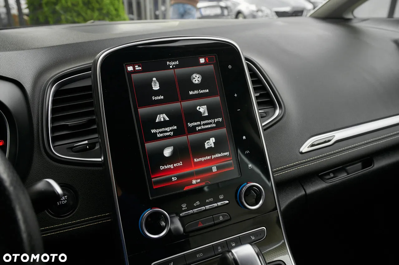 Renault Grand Scenic - 29