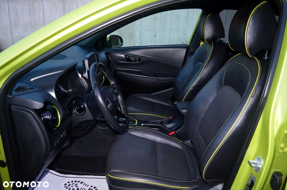 Hyundai Kona 1.6 T-GDI DCT 4WD Premium - 9