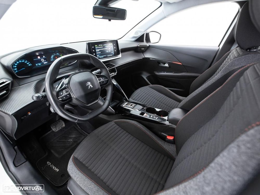 Peugeot e-208 50 kWh Active Pack - 7