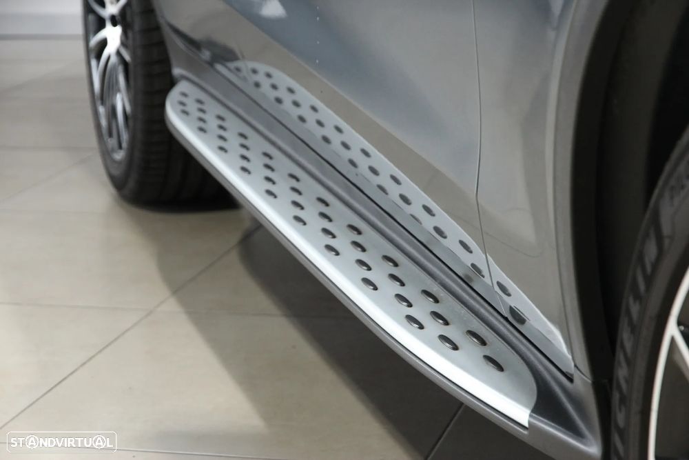 Mercedes-Benz GLC 220 d 4Matic 9G-TRONIC AMG Line - 4