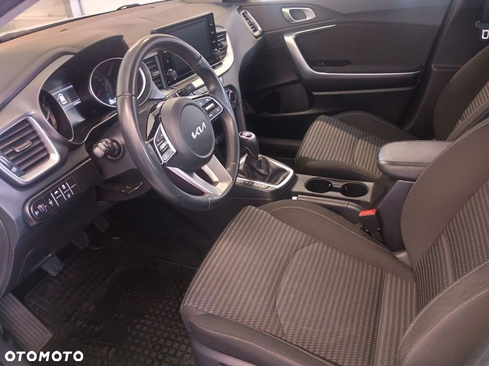 Kia Ceed - 20