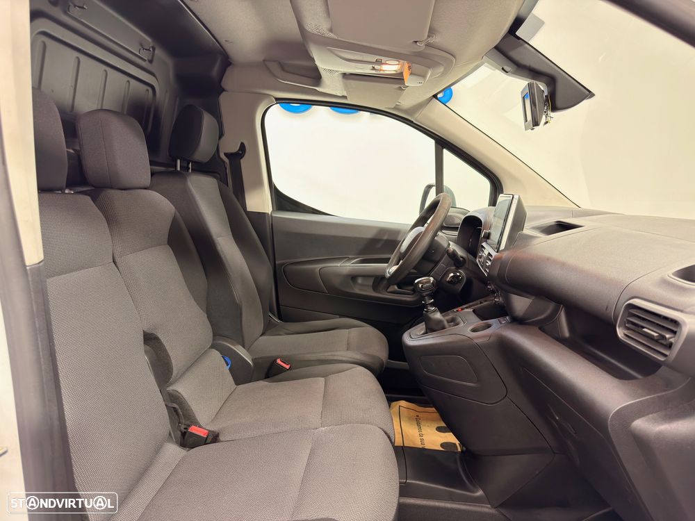 Citroën BERLINGO 1,5 HDI 3 LUGARES - 15