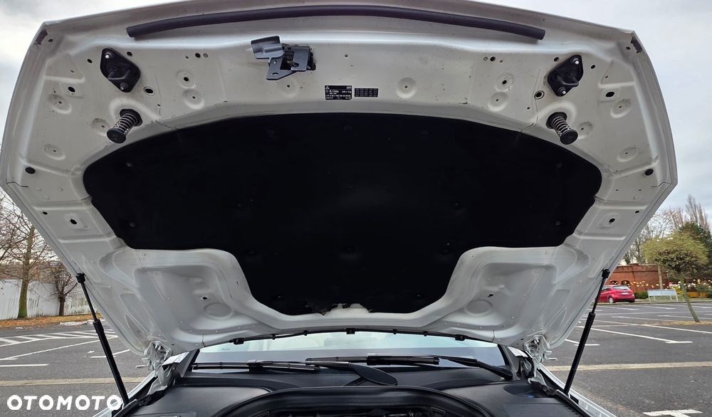 Mercedes-Benz GLC - 34