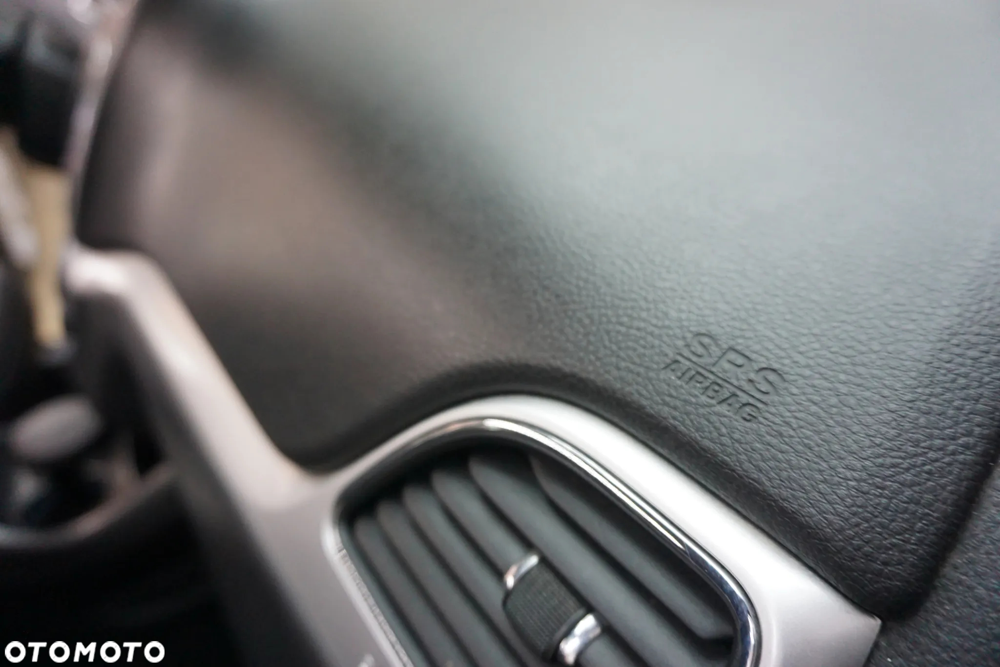 Fiat Freemont 2.0 Multijet Lounge AWD - 28