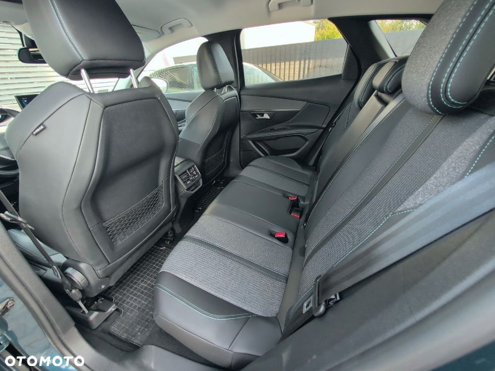 Peugeot 3008 1.2 PureTech Allure Pack S&S EAT8 - 10