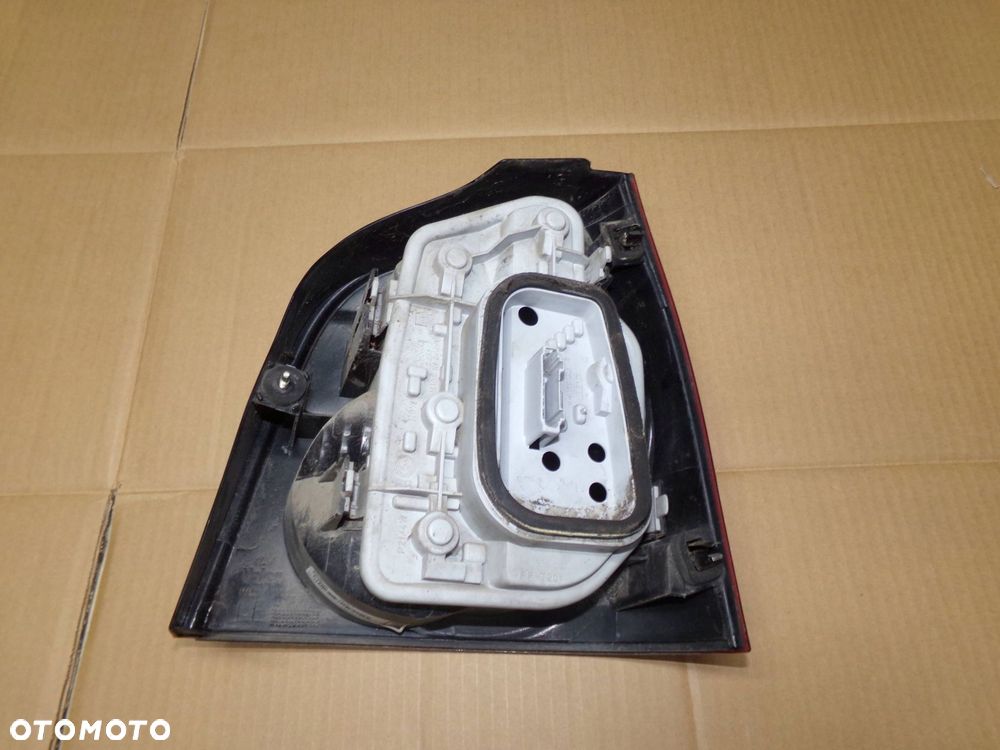 lampa lewa tył tylna wkład polo iv - 2