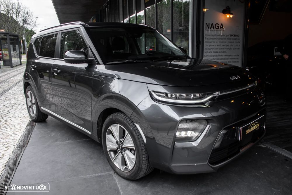 Kia e-Soul Vision - 11