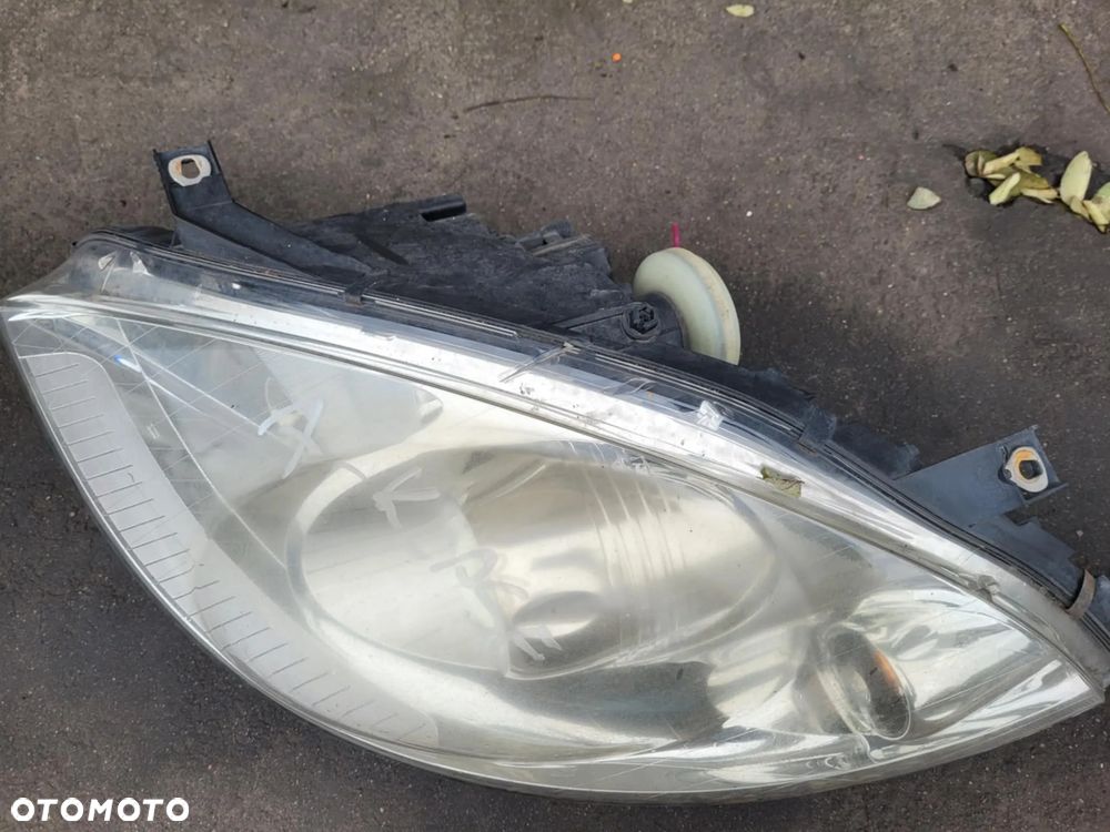 Lampy przód mercedes W169 - 9