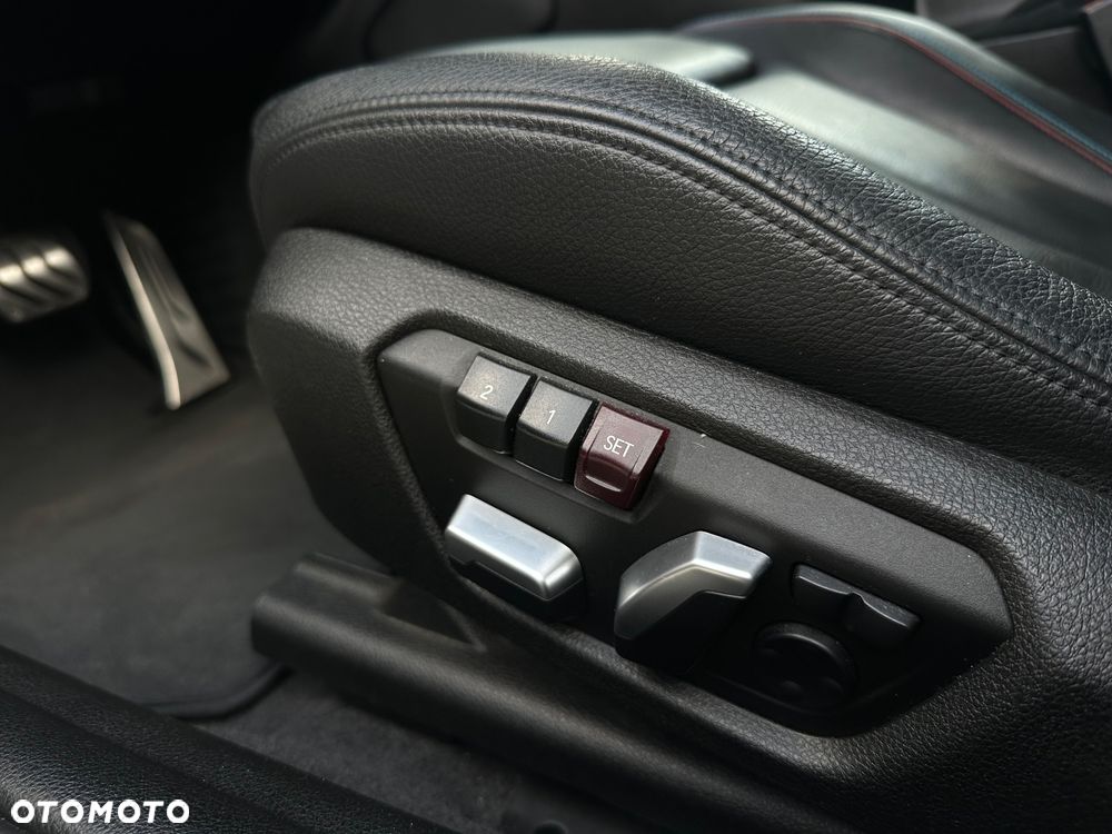 BMW 1M - 16