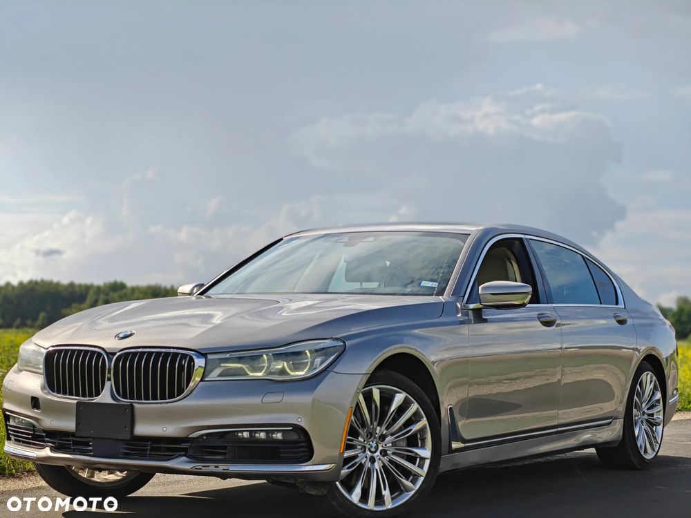 BMW Seria 7 750Li Edition Exclusive - 39