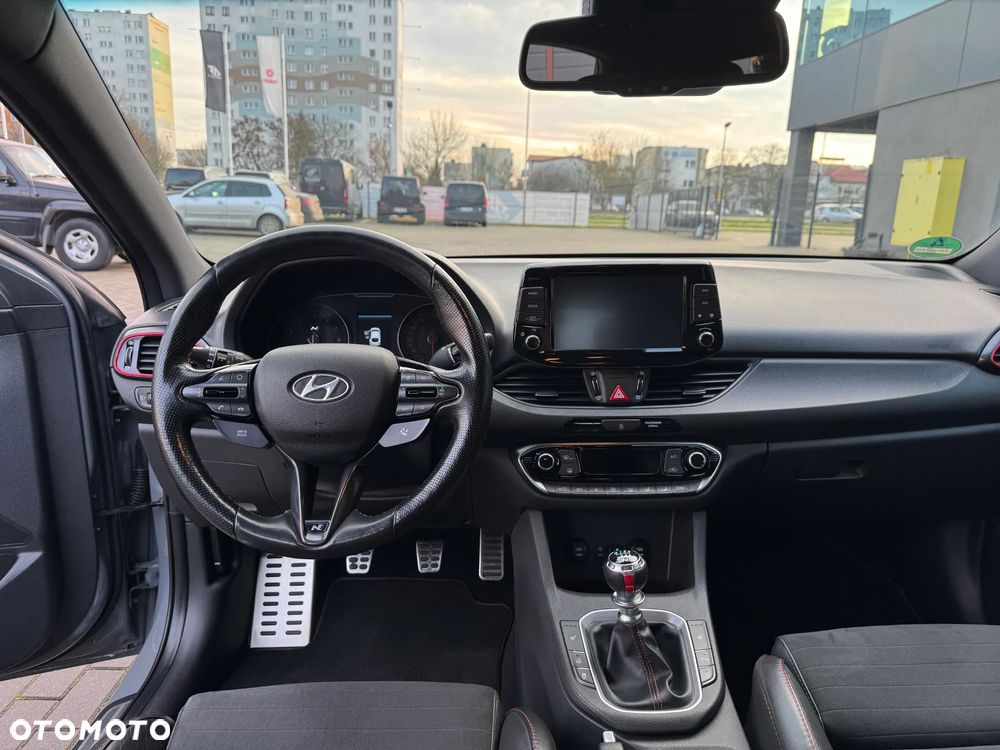 Hyundai i30 N - 12