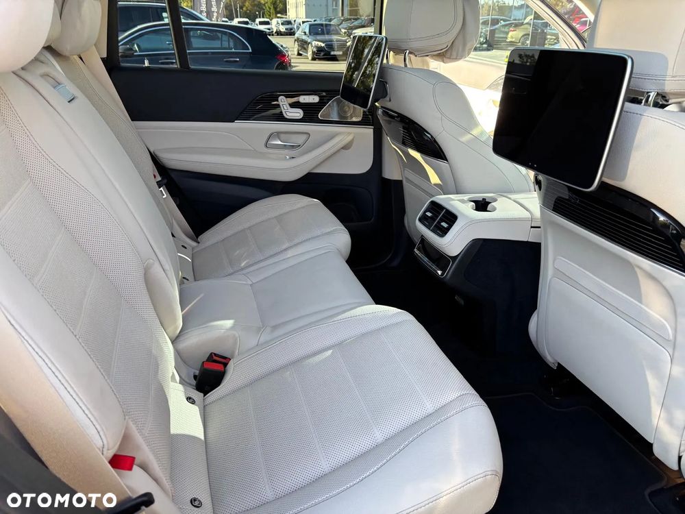 Mercedes-Benz GLS 400 d 4-Matic - 12