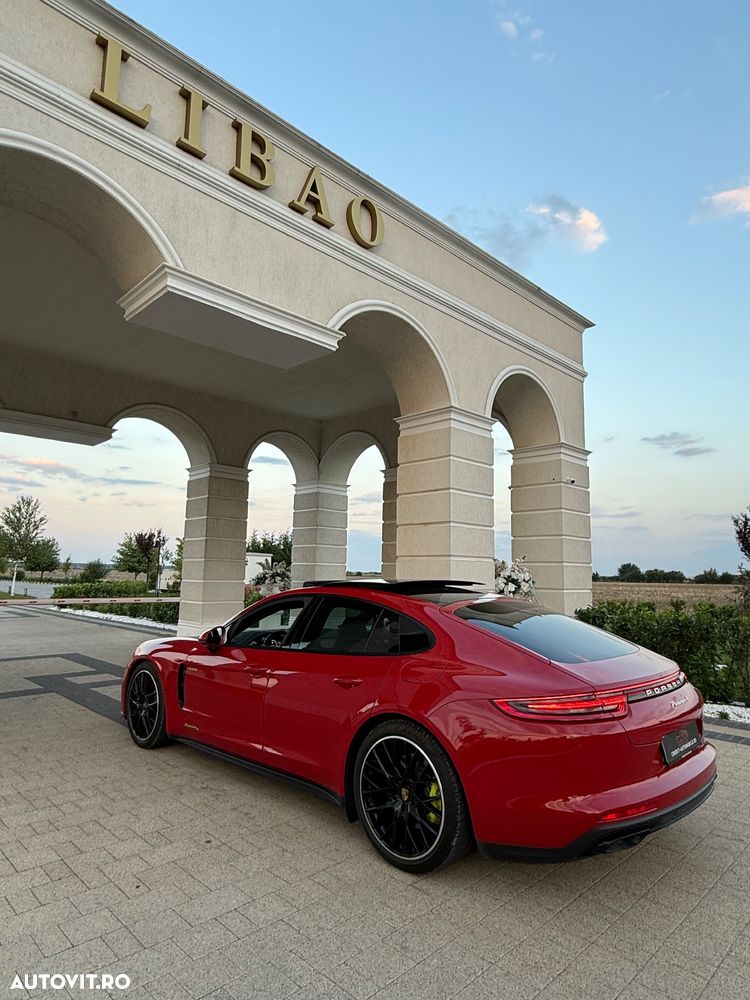 Porsche Panamera - 17
