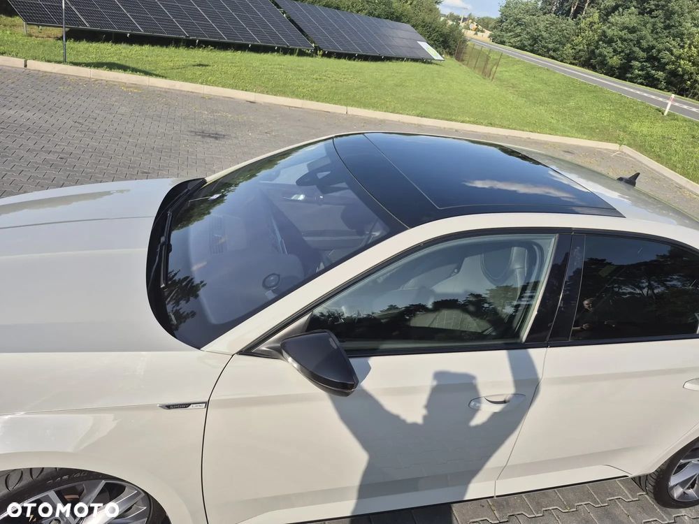 Skoda Superb 2.0 TDI SCR 4x4 Sportline DSG - 9