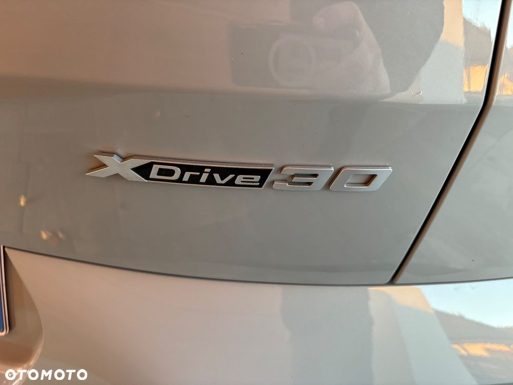 BMW iX2 xDrive30 66.5kWh M Sport Edition - 10