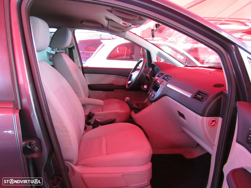 Ford C-Max - 9