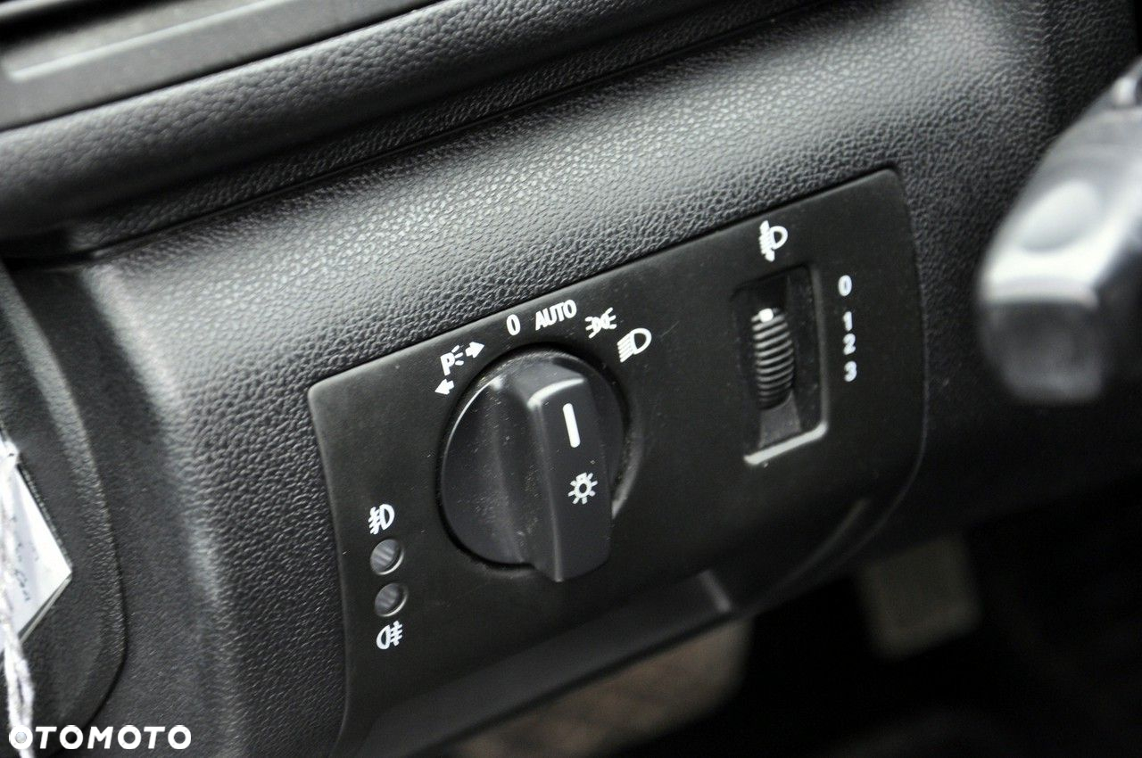 Mercedes-Benz Klasa A 160 Autotronic Elegance Special Edition - 19
