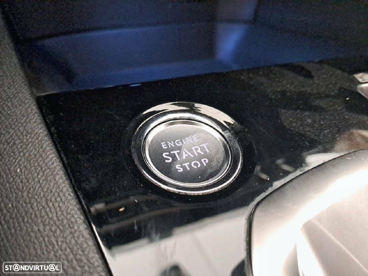 Peugeot 3008 1.5 BlueHDi GT EAT8 - 18