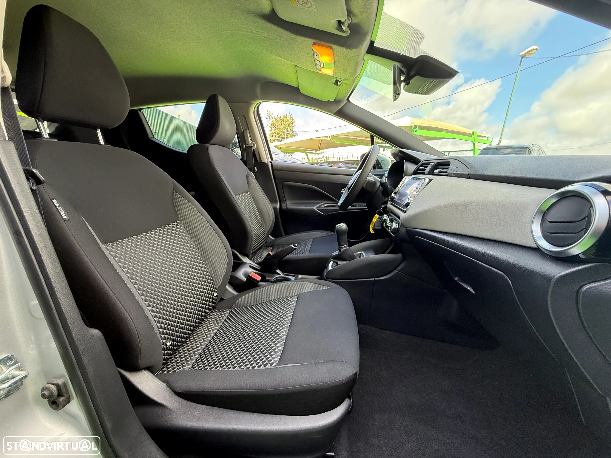 Nissan Micra 1.0 IG-T Acenta - 29
