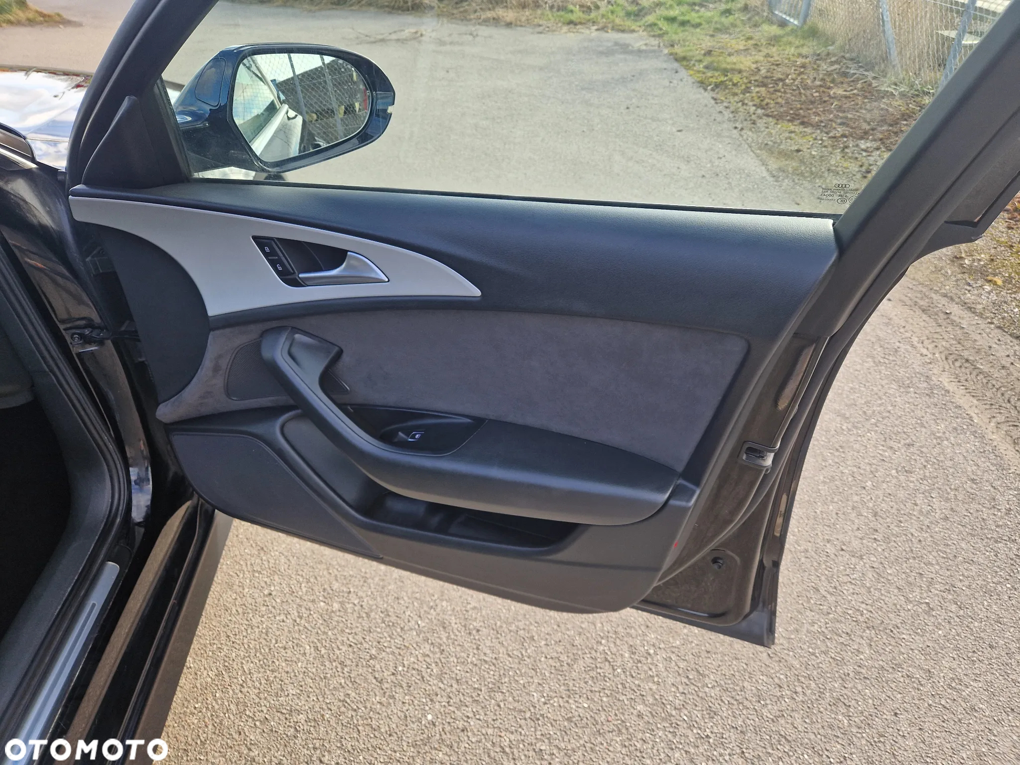 Audi A6 2.0 TDI ultra S tronic - 28